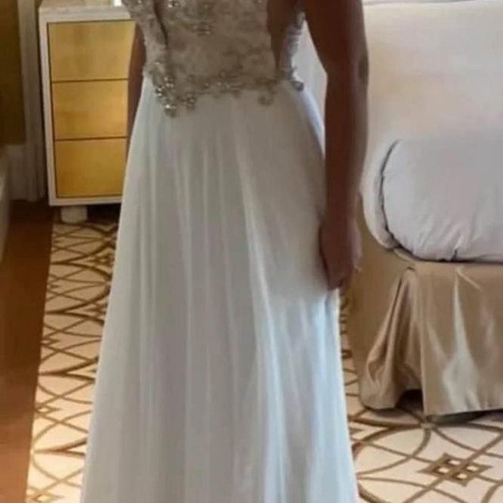 NWT Lulus White Beaded Wedding Dress Maxi Gown New In Box Size 6 - Picture 6 of 8